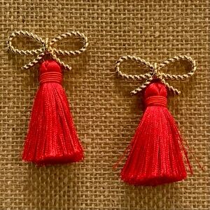 NWT SUGARFIX BY BAUBLEBAR Red Tassel Earrings with Gold Bows